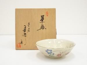 京焼　井上春峰造　色絵秋草茶碗（共箱）